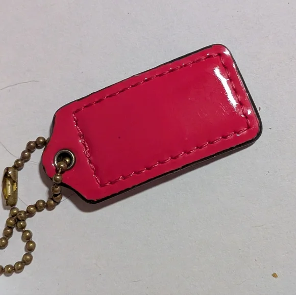 Coach Pink Patent Leather Hang Tag With Gold  Chain - Picture 4 of 5